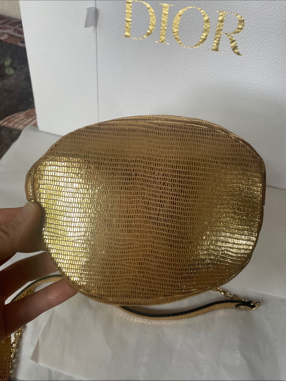 Authentic Gianni Chiarini Gold Chain Accent Bucket Bag Luxury Shoulder Crossbody - Picture 9 of 14